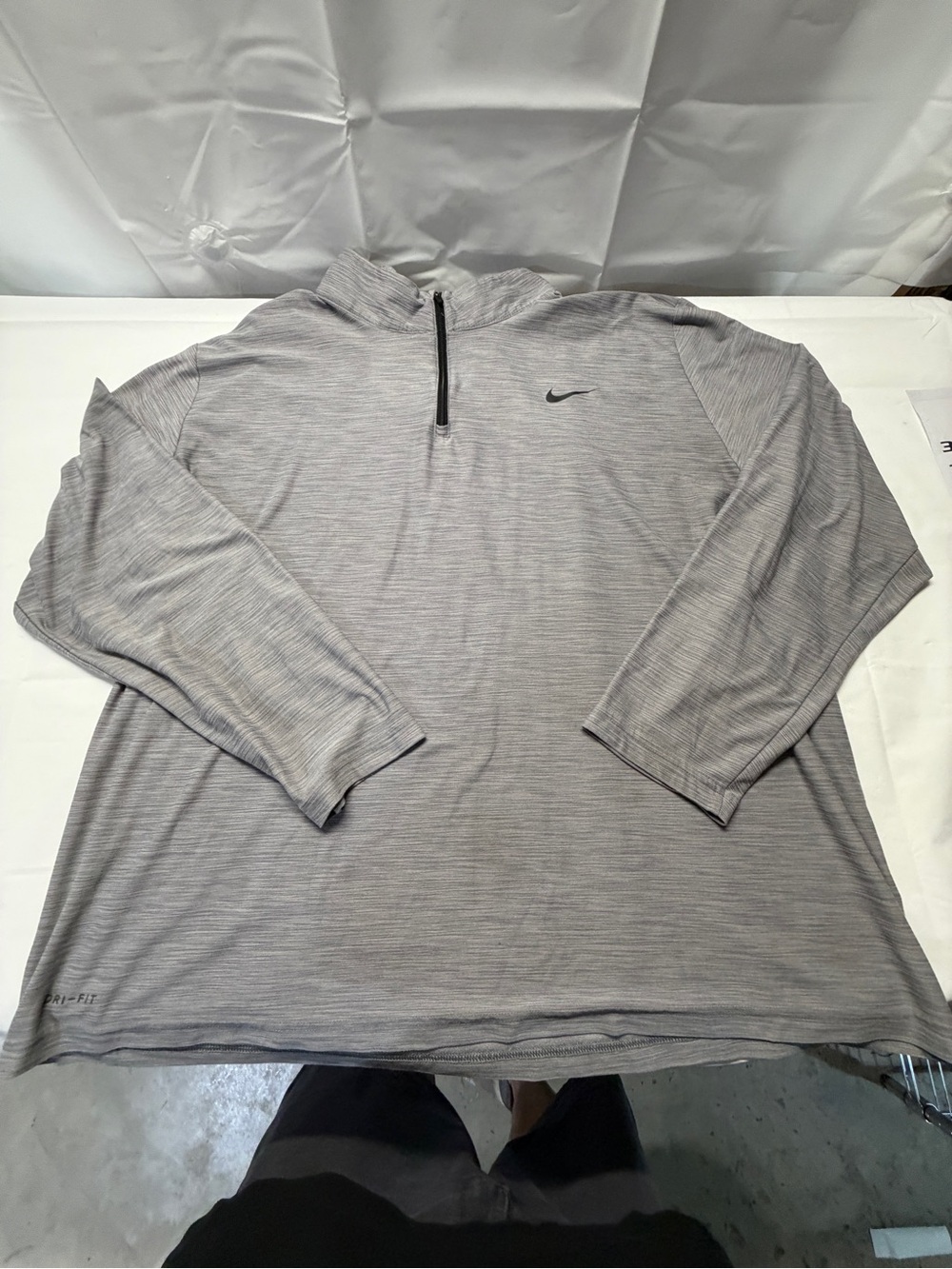 Nike Men's Light Gray Quarter-Zip Pullover
